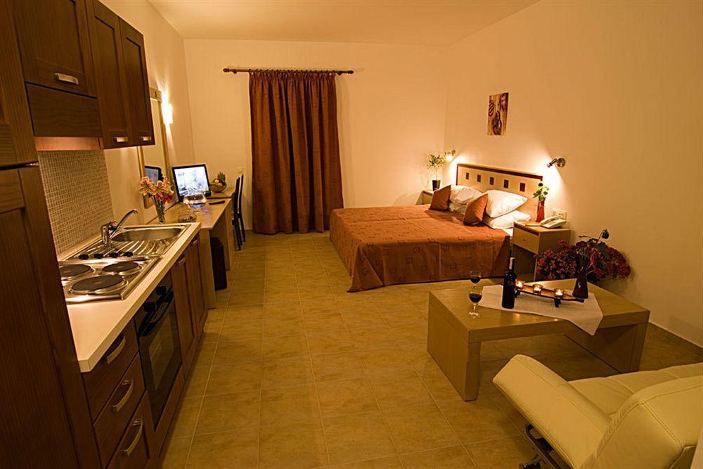 Lindos Blue Sky Aparthotel Exterior photo